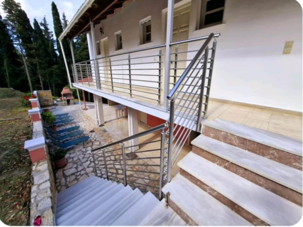 Villa Danai Agios Georgios Pagon Exterior photo